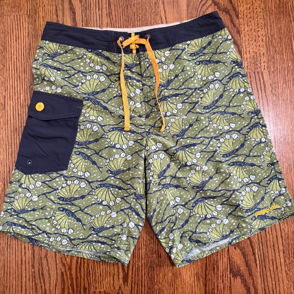 Patagonia Board Shorts Green Navy Size 30